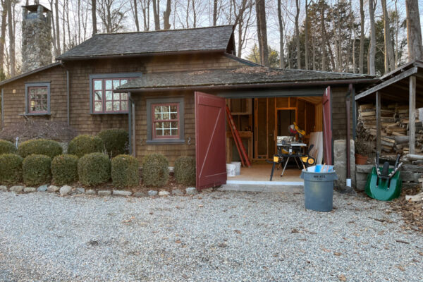new-canaan-guest-house-exterior-before